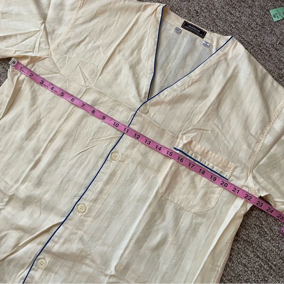 Neiman Marcus pajama set - Picture 3 of 6